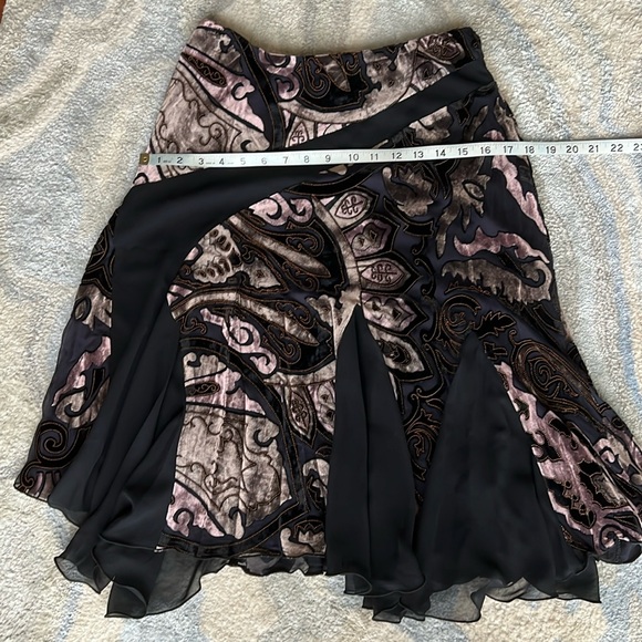 Black and Brown Skirt Set - Picture 15 of 16